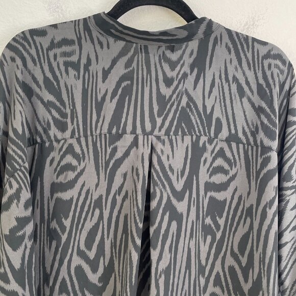 Torrid Womens Plus 2X Gray Black Zebra Print Button Up Blouse 3/4 Sleeve Shirt - Picture 10 of 12